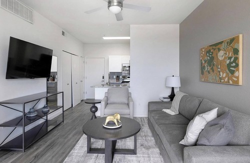 Tempe Apartment | Landing | Beautiful 1BD, Rooftop Lounge, Clubhouse