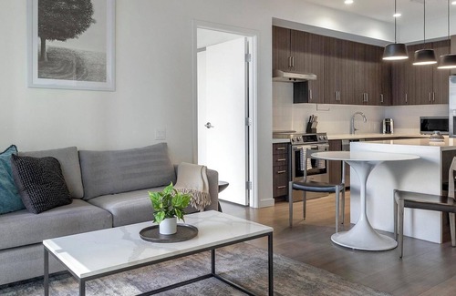 Downtown Tucson Apartment | Landing | Beautiful 2BD, Courtyard, Gym