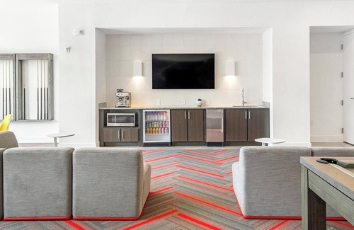 Five Points South Apartment | Landing | Beautiful Studio, Gym, Yoga Studio