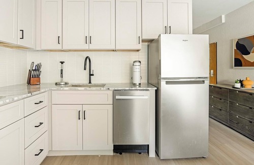 Northeast Raleigh Apartment | Landing | Beautiful Studio, Pool, Gym