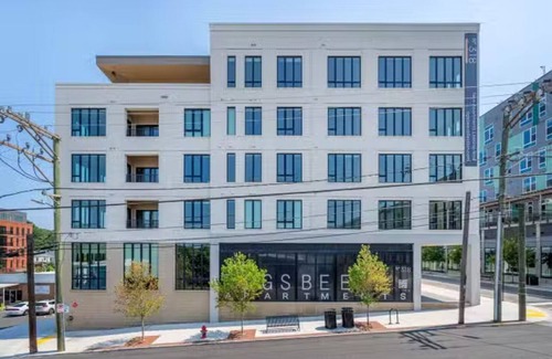 Durham Apartment | Landing | Beautiful Studio, Pool, Rooftop Lounge