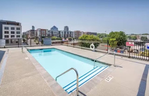 Durham Apartment | Landing | Beautiful Studio, Pool, Rooftop Lounge
