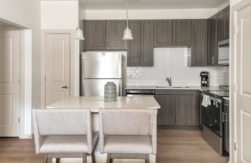 Pflugerville Apartment | Landing | Beautiful 1BD, Courtyard, Clubhouse
