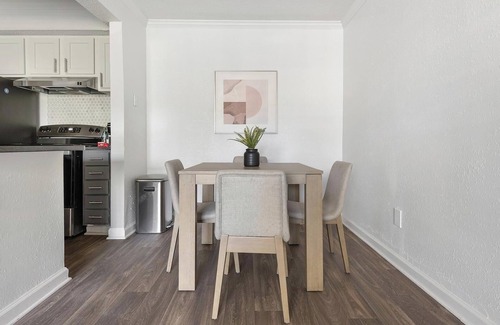 Winston - Salem Apartment | Landing | Beautiful 1BD, Gym, Clubhouse