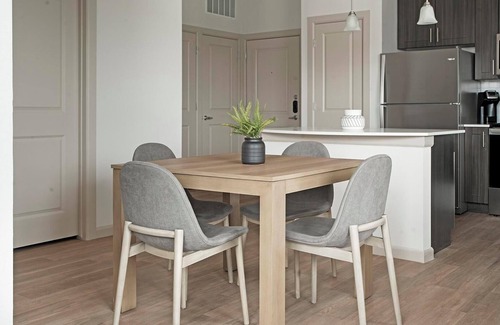 Pflugerville Apartment | Landing | Chic 1BD, Courtyard, Gym