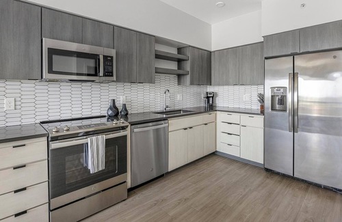 Tempe Apartment | Landing | Chic 1BD, Clubhouse, Gym