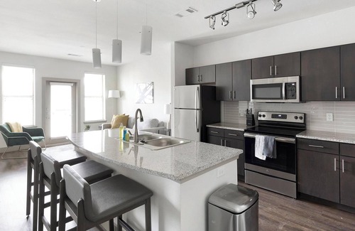 Haltom City Apartment | Landing | Chic 1BD, Courtyard, Clubhouse