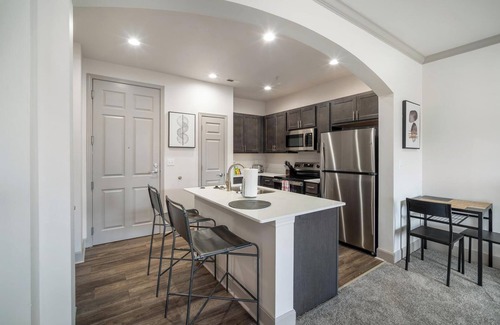 Corryville Apartment | Landing | Chic 1BD, Pool, Clubhouse