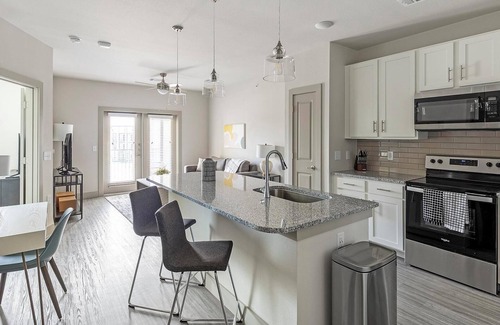 South Arlington Apartment | Landing | Chic 1BD, Pool, Game Room