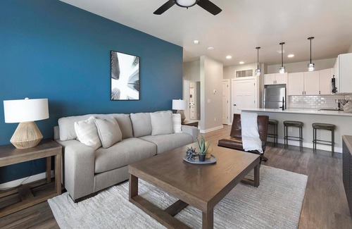 Goodyear Apartment | Landing | Chic 2BD, Clubhouse