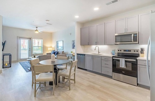 Santa Rosa Beach Apartment | Landing | Incredible 1BD, Gym, Yoga Studio