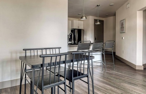 Conroe Apartment | Landing | Incredible 2BD, Gym, Yoga Studio