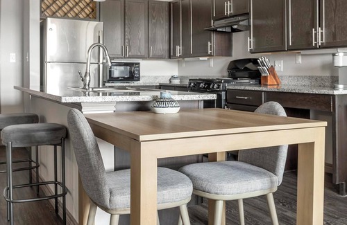 Fort Worth Apartment | Landing | Incredible 1BD, Gym, Pool