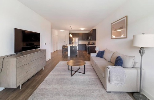 Schaumburg Apartment | Landing | Incredible 1BD, Pool, Gym