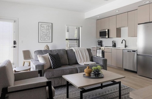 North Mountain Apartment | Landing | Incredible 1BD, Gym, Game Room