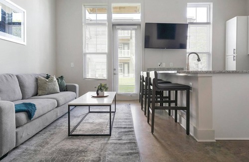 Charlotte Apartment | Landing | Incredible Studio, Clubhouse, Gym