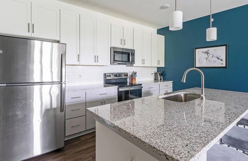 Sand Ridge Apartment | Landing | Modern 2BD, Pool, Yoga Studio