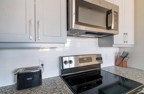 Spring Branch East Apartment | Landing | Spectacular 1BD, Pool, Courtyard