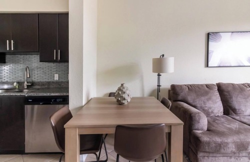 Miramar Apartment | Landing | Spectacular 2BD, Clubhouse, Gym