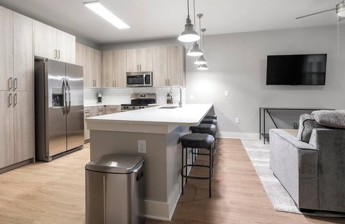 Fort Myers Apartment | Landing | Spectacular 1BD, Gym, Pool