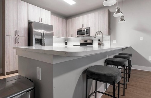 Fort Myers Apartment | Landing | Spectacular 1BD, Gym, Pool