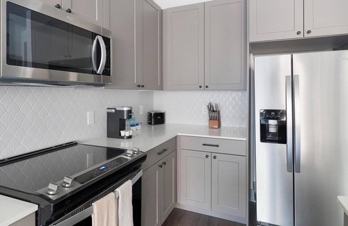Houston Apartment | Landing | Stunning 1BD, Gym, Courtyard