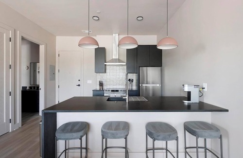 Inglewood Apartment | Landing | Stunning 2BD, Rooftop Lounge