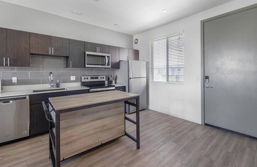 Maryvale Village Apartment | Landing | Stunning 2BD, Yoga Studio, Pool