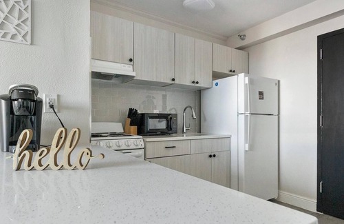 St. Petersburg Apartment | Landing | Stunning 1BD, Courtyard, Clubhouse