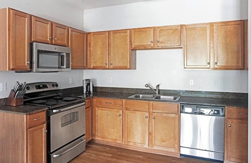 Sweetbriar Apartment | Landing | Stylish 1BD, Gym, Clubhouse
