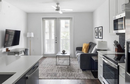 Austin Apartment | Landing | Stylish 1BD, Pool, Clubhouse
