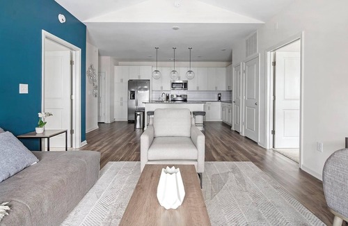 Antioch Apartment | Landing | Stylish 2BD, Pool, Yoga Studio