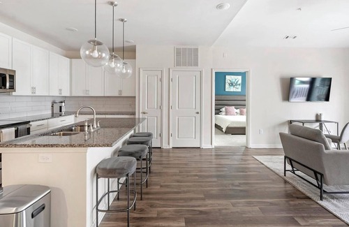 Antioch Apartment | Landing | Stylish 2BD, Pool, Yoga Studio