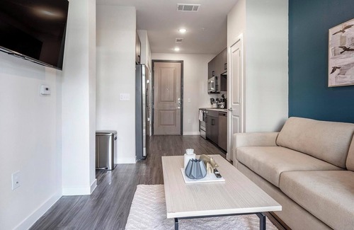 Wetmore Apartment | Landing | Stylish Studio, Clubhouse, Gym