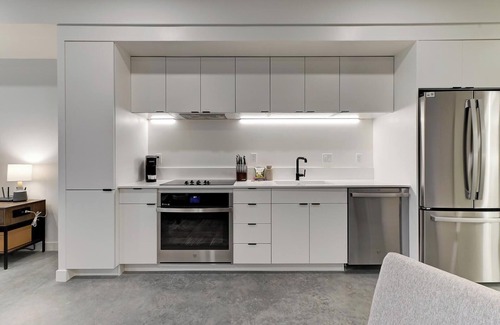 Sugar House Apartment | Landing | Stylish Studio, Game Room