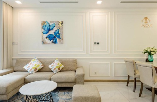 Hang Xanh Apartment | LANDMARK 81 UNIQUE Condotel