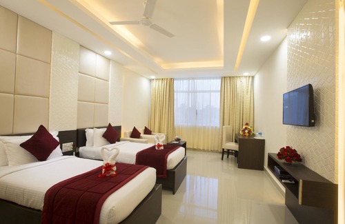 Krishna Karanai Hotel | Landmark Pallavaa Beach Resort