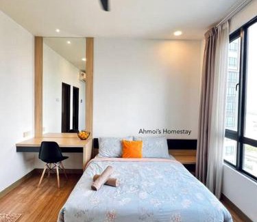 Kampung Bukit Dukong Apartment | Landmark Residence 1 - Studio for two, Pool View, Nice View