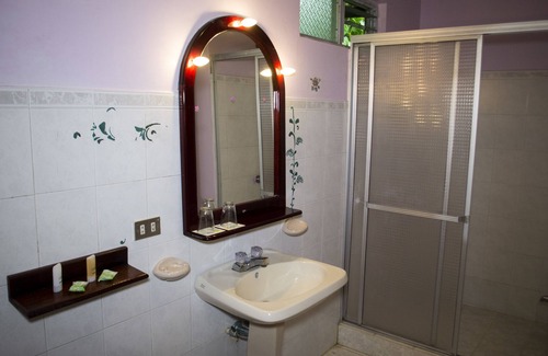 San Lorenzo Hotel | Lands in Love Hotel