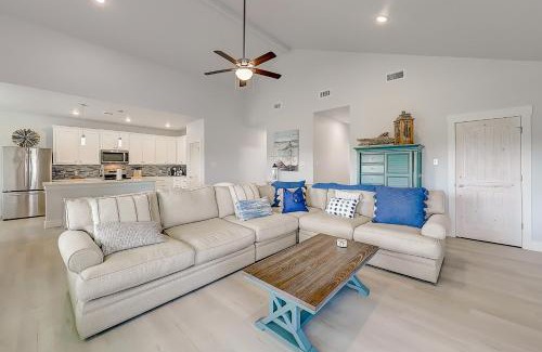 Rockport House | LandsEnd