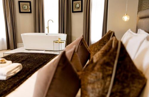 Talbot Green Hotel | Lanelay Hall Hotel & Spa