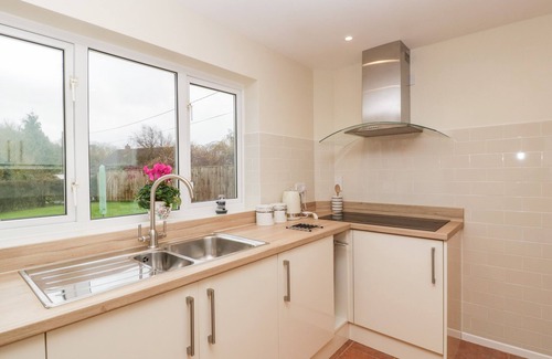 Chetnole House | LANES END, family friendly, character holiday cottage in Chetnole
