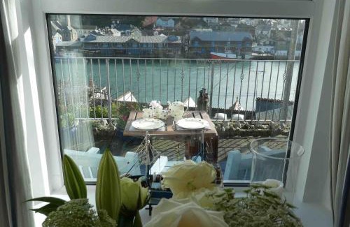 West Looe Apartment | Lanescot, Harbour View With Terrace