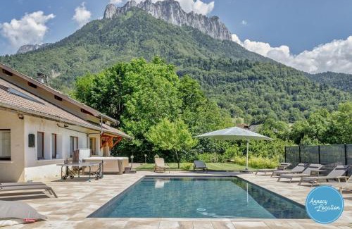 Bluffy Apartment | Lanfonnet Terrace With Shared Pool