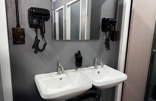 Wua Lai Hostel | Lanna Loft Hostel