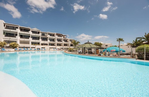 Costa Teguise Apartment | Lanzahost Gibshouses Playa Bastian