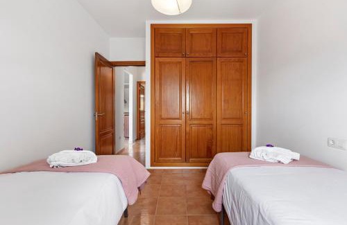 Playa Blanca Villa | Lanzarote Villa 3 Islas - Pool Heated