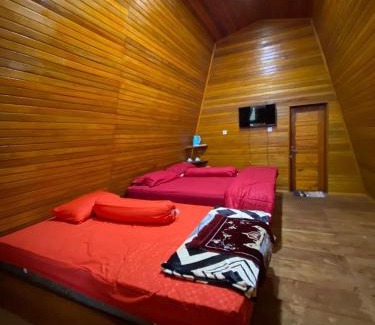Sumatra Ski Chalet | Lapay Homestay Syariah