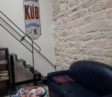 Charonne Apartment | lapetitemaisondeparis