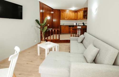 Cerdeira Apartment | LAR DA REVOLTA